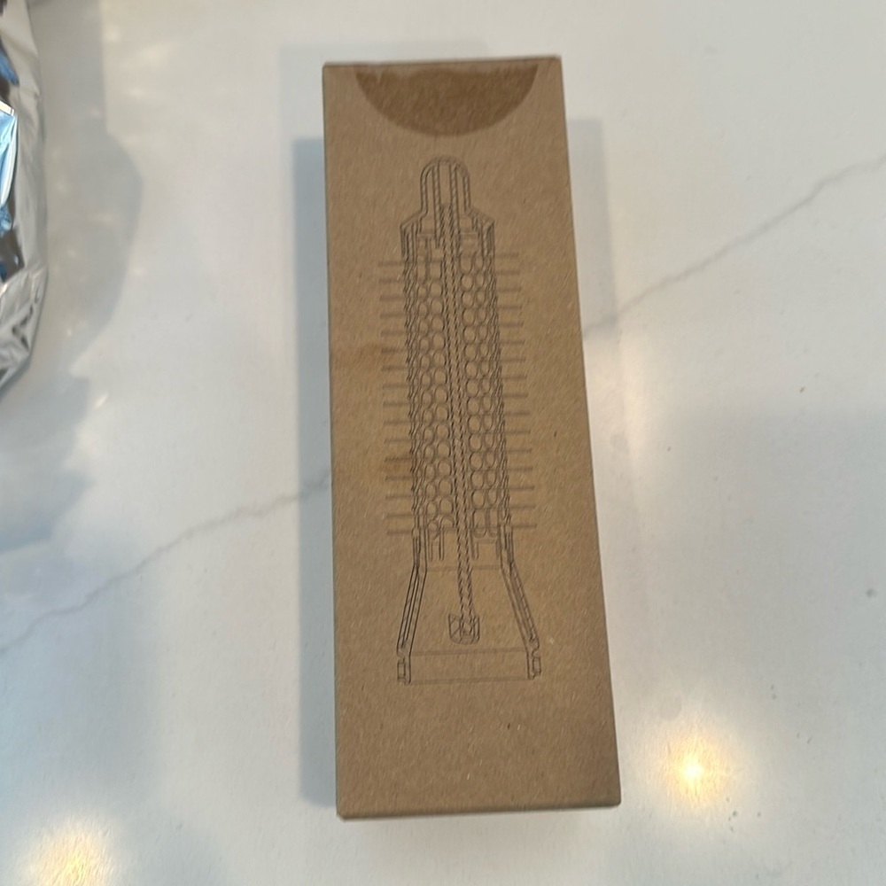 Dyson airwrap small volumizing brush BRAND new sealed in box!